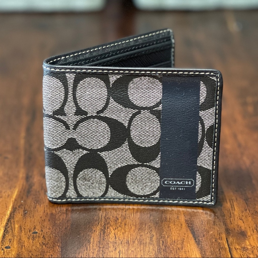 Authentic COACH Men’s Bi-fold Wallet